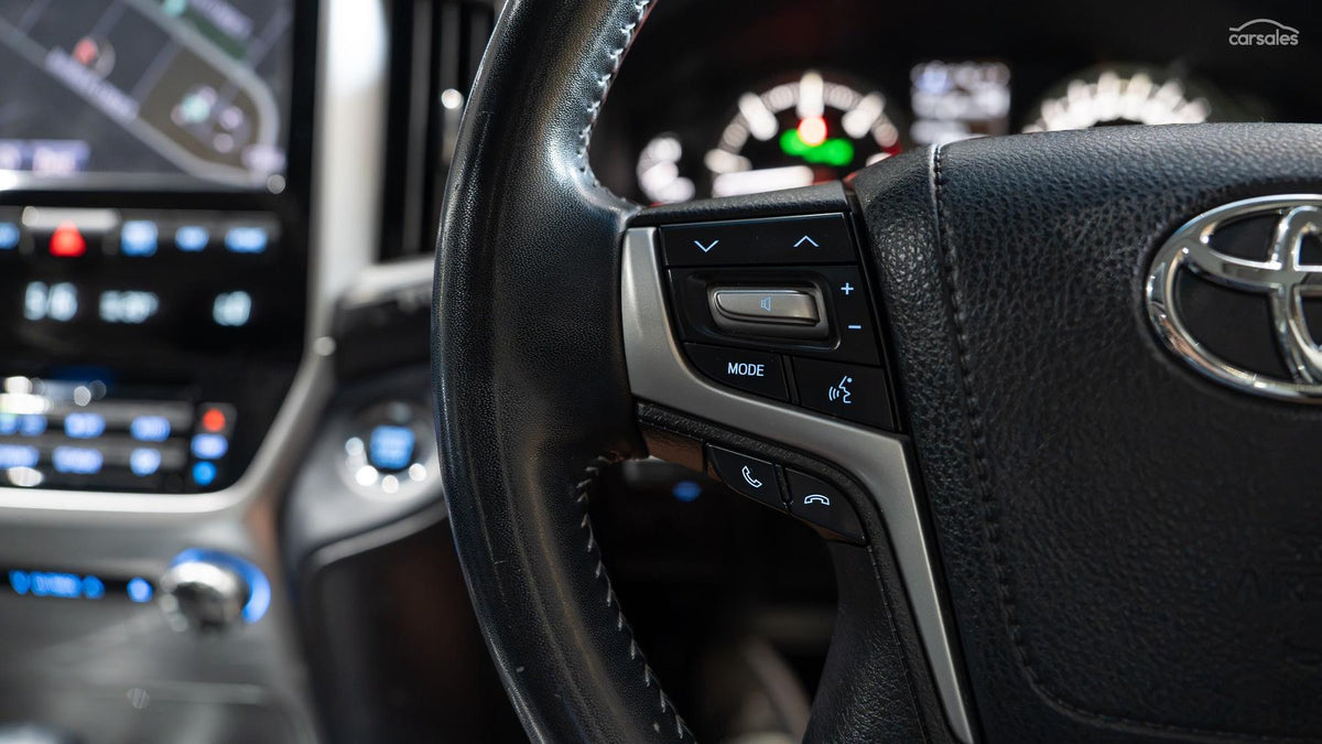 2019 Toyota Landcruiser VX 7ST 4x4 4.5DTT V8