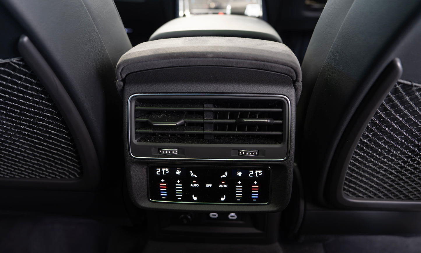 2023 Audi RSQ8