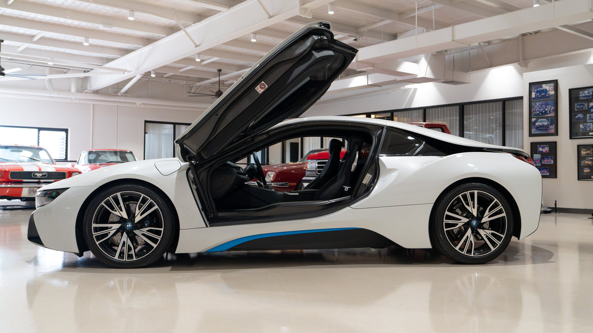 2015 BMW i8
