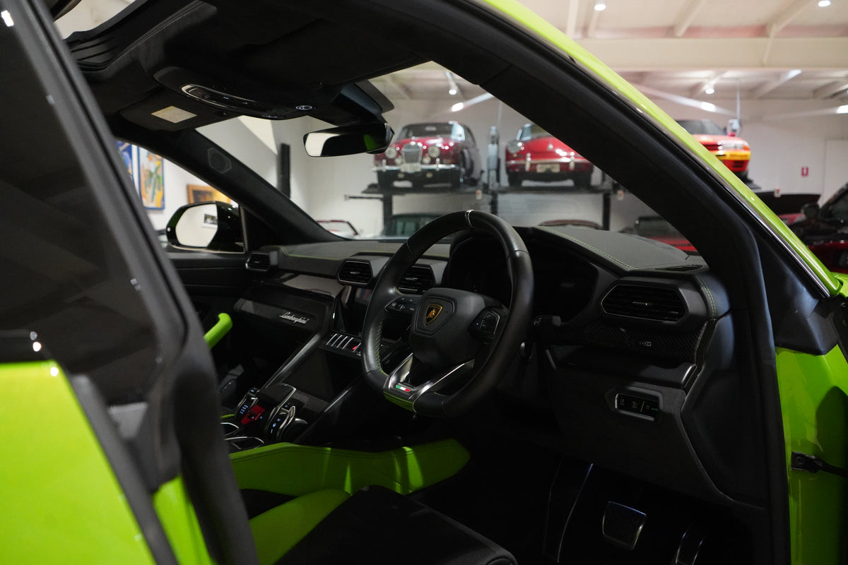 2022 Lamborghini Urus