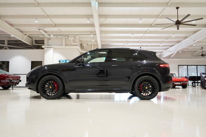 2021 Porsche Cayenne GTS Wagon