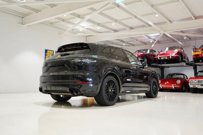 2021 Porsche Cayenne GTS Wagon