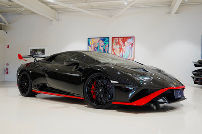 2023 Lamborghini Huracan STO