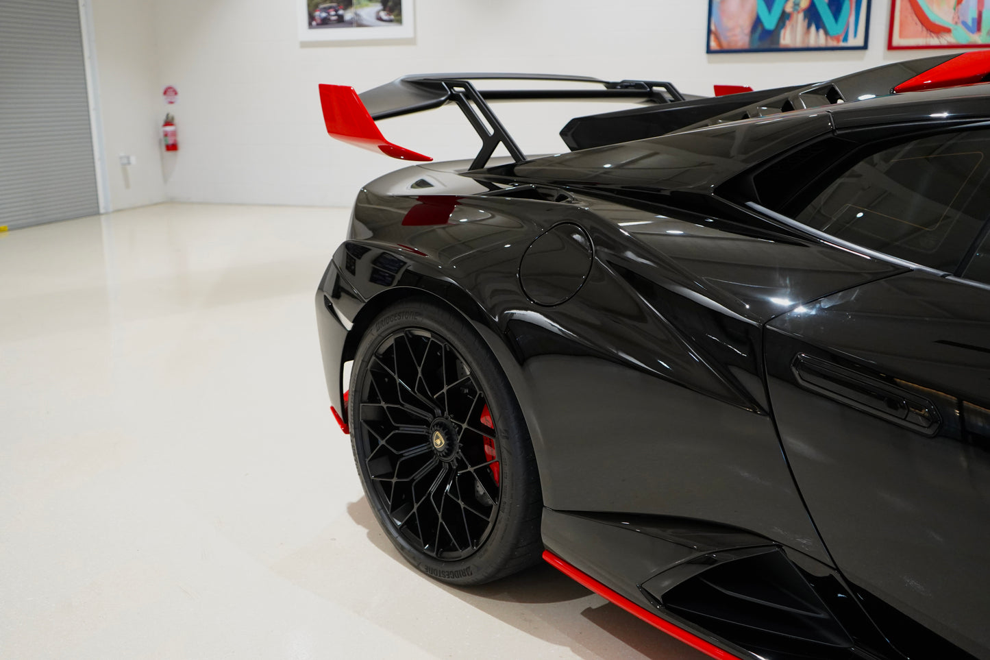 2023 Lamborghini Huracan STO