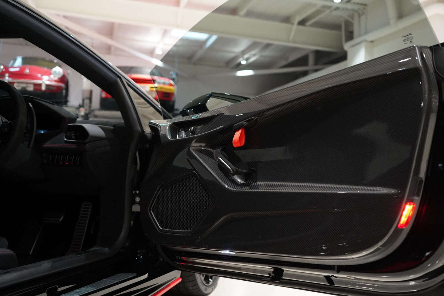 2023 Lamborghini Huracan STO
