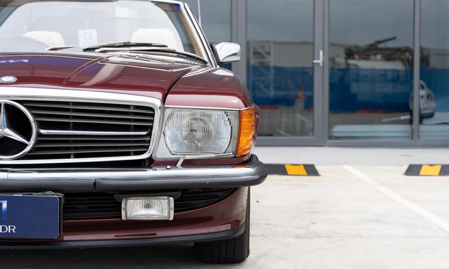 1986 Mercedes-Benz 560SL Convertible