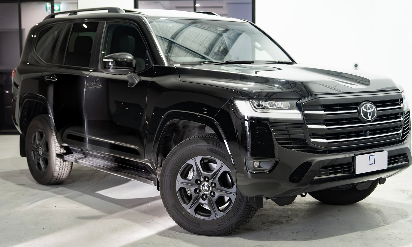 2025 Toyota Landcruiser VX