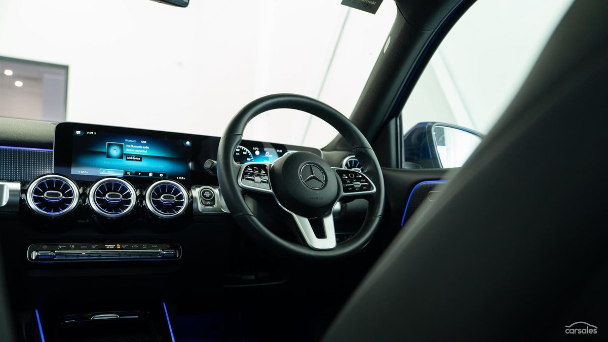 2020 Mercedes-Benz GLB-200